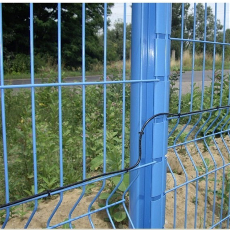 桃型柱護(hù)欄網(wǎng)案例展示圖片4 桃型柱護(hù)欄網(wǎng)案例展示圖片4