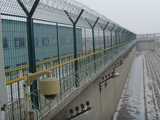 巡邏道隔離網(wǎng)、獄墻隔離網(wǎng)、巡視道隔離網(wǎng)圖片1 巡邏道隔離網(wǎng)、獄墻隔離網(wǎng)、巡視道隔離網(wǎng)圖片1